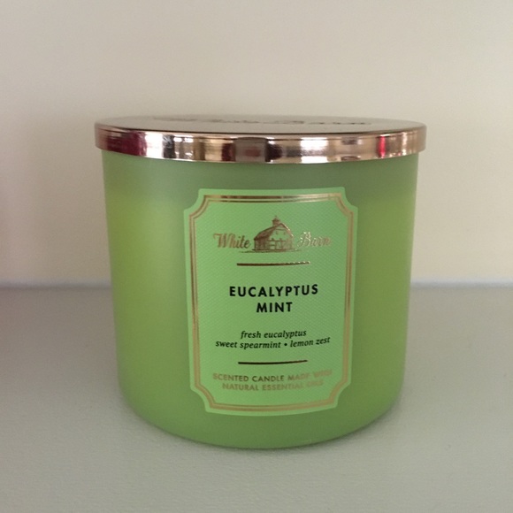 WB Candle - Picture 1 of 1